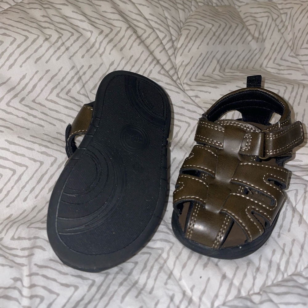 Sandals - Picture 2 of 3
